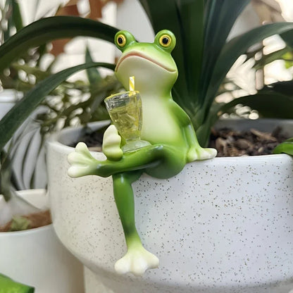 Figurine: Funny Resin Frog Planter Hugger - Tipsy Frog Decor