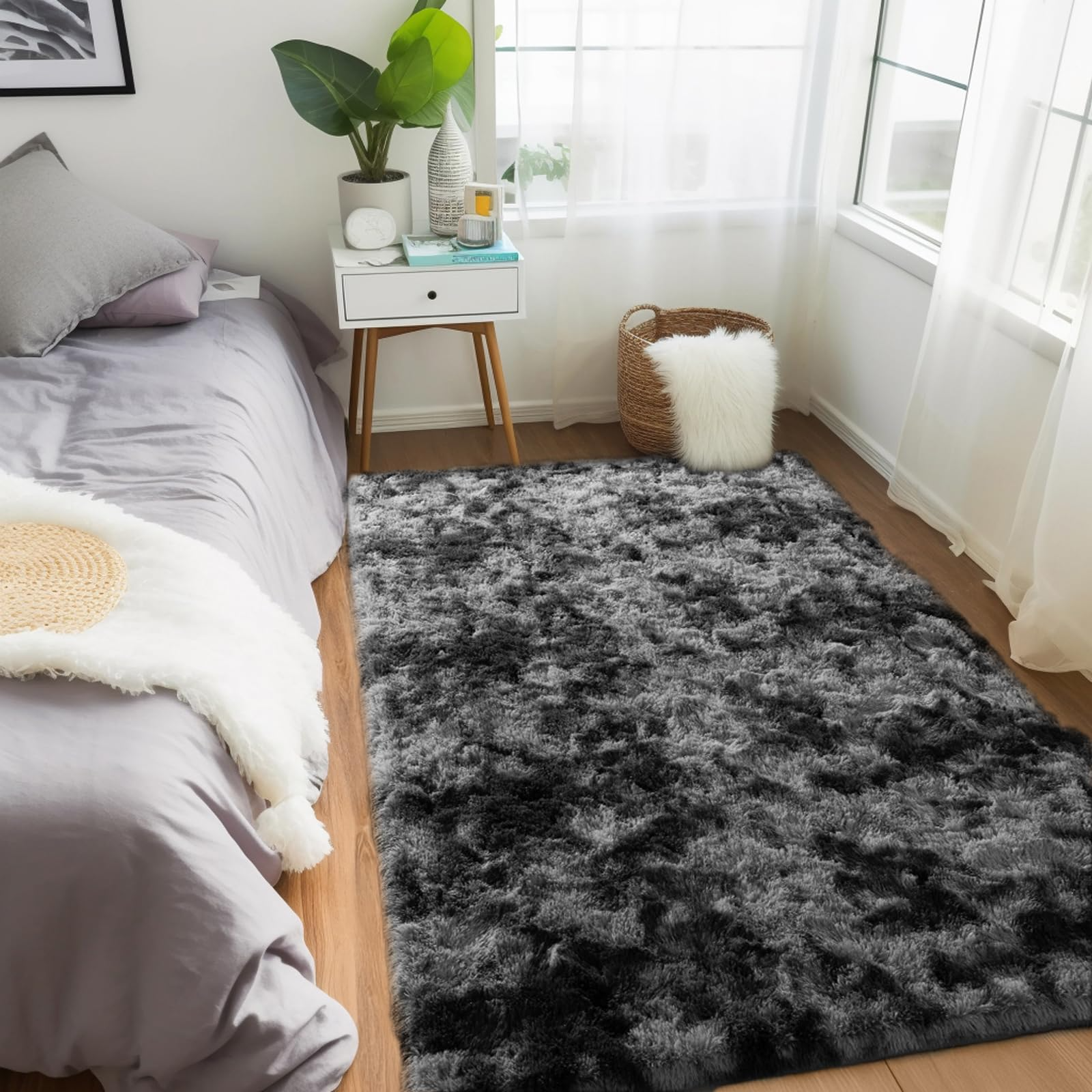 VIKAMA Fluffy Living Room Carpet - Minimalist & Slip-Resistant
